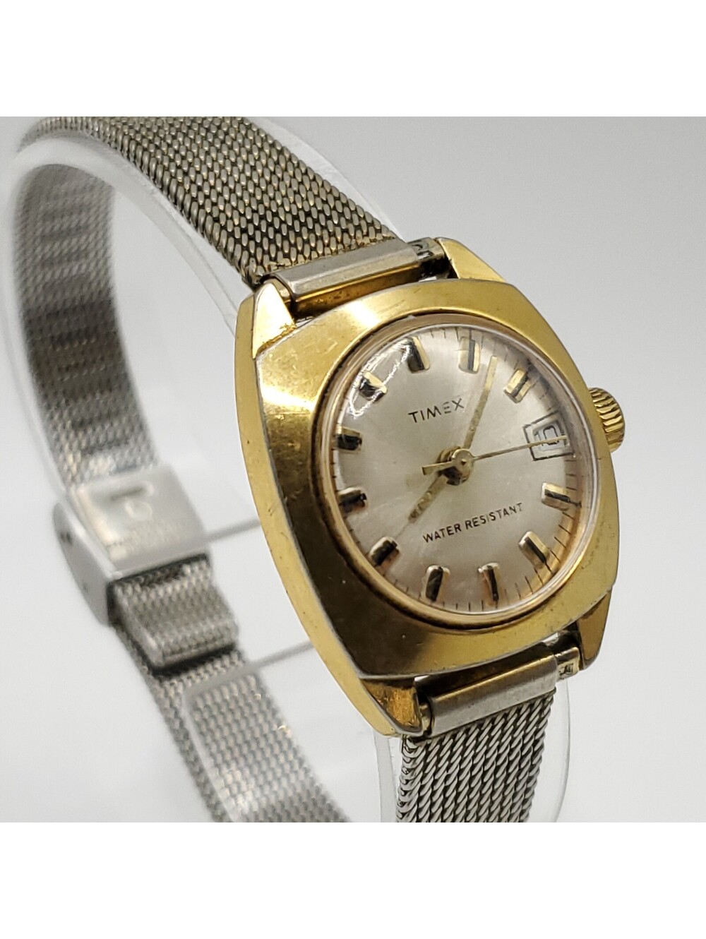 Vintage Timex Water-resistant Mechanical Womens Watch 25mm Date Dial For Parts